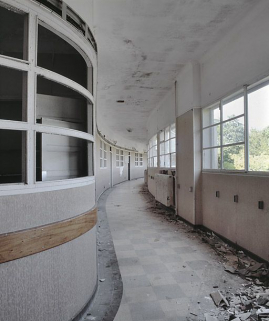 Aile ouest, couloir nord. © Région Bourgogne-Franche-Comté, Inventaire du patrimoine