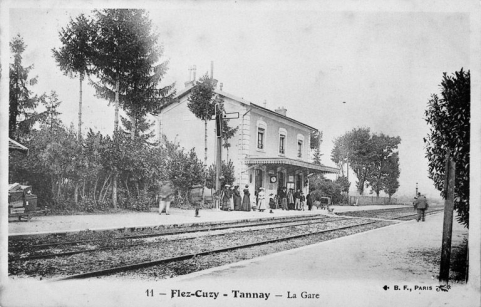 Gare © Région Bourgogne-Franche-Comté, Inventaire du patrimoine  Gare © Région Bourgogne-Franche-Comté, Inventaire du patrimoine