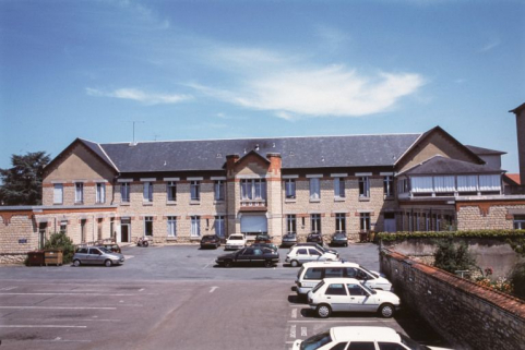Service pédiatrique, façade. © Région Bourgogne-Franche-Comté, Inventaire du patrimoine