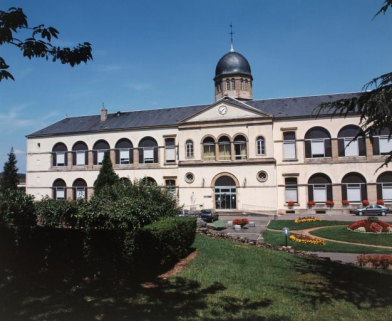 Vue de la façade principale. © Région Bourgogne-Franche-Comté, Inventaire du patrimoine