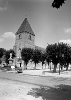 Façade et élévation droite. © Région Bourgogne-Franche-Comté, Inventaire du patrimoine