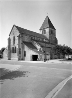 Chevet et élévation gauche (nord). © Région Bourgogne-Franche-Comté, Inventaire du patrimoine