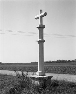 Troisième croix. © Région Bourgogne-Franche-Comté, Inventaire du patrimoine