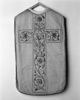 Chasuble dorée. © Région Bourgogne-Franche-Comté, Inventaire du patrimoine