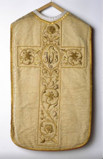 Chasuble dorée. © Région Bourgogne-Franche-Comté, Inventaire du patrimoine