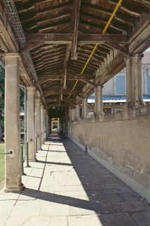 Galerie de liaison, intérieur. © Région Bourgogne-Franche-Comté, Inventaire du patrimoine