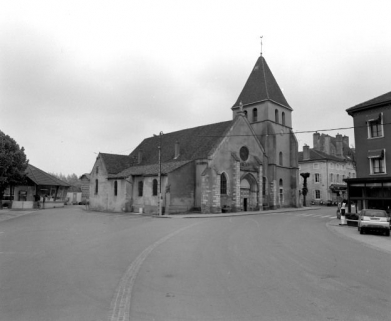 Façade et élévation gauche. © Région Bourgogne-Franche-Comté, Inventaire du patrimoine
