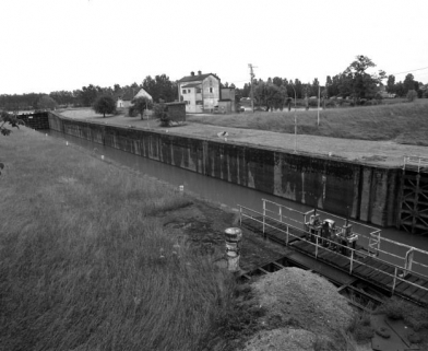 Grande écluse sur la Saône. © Région Bourgogne-Franche-Comté, Inventaire du patrimoine