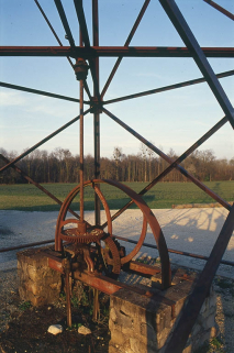 Détail de la pompe. © Région Bourgogne-Franche-Comté, Inventaire du patrimoine