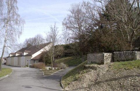 Bâtiment dit les Granges. © Région Bourgogne-Franche-Comté, Inventaire du patrimoine