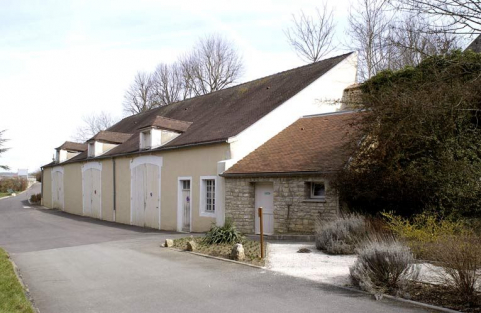 Bâtiment dit les Granges. © Région Bourgogne-Franche-Comté, Inventaire du patrimoine
