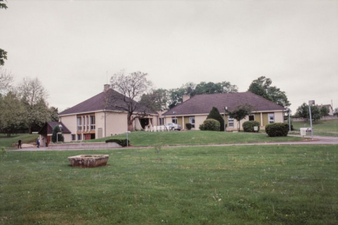 Vue d'ensemble des bâtiments. © Région Bourgogne-Franche-Comté, Inventaire du patrimoine