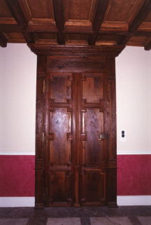 Rez-de-chaussée : boiseries du couloir. © Région Bourgogne-Franche-Comté, Inventaire du patrimoine