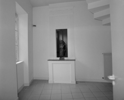 Vue d'ensemble d'une cheminée au rez de chaussée. © Région Bourgogne-Franche-Comté, Inventaire du patrimoine