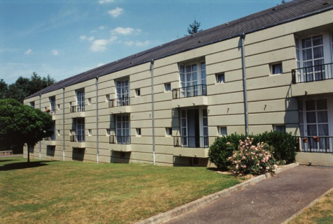 Ouvroir et façade de l'actuelle maison de retraite. © Région Bourgogne-Franche-Comté, Inventaire du patrimoine