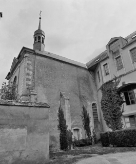 Vue de la façade droite de la chapelle de l'hôtel-Dieu. © Région Bourgogne-Franche-Comté, Inventaire du patrimoine