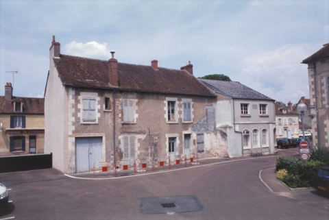 Conciergerie, façade postérieure. © Région Bourgogne-Franche-Comté, Inventaire du patrimoine