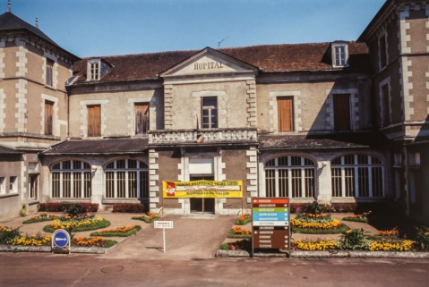 Bâtiment principal, façade antérieure. © Région Bourgogne-Franche-Comté, Inventaire du patrimoine