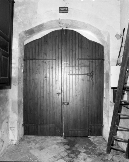 Porche : porte de le nef © Région Bourgogne-Franche-Comté, Inventaire du patrimoine