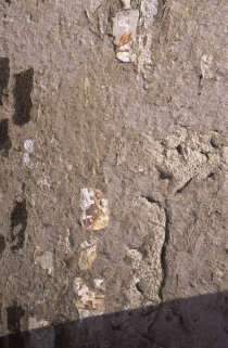 Chevet : traces de peinture murale. © Région Bourgogne-Franche-Comté, Inventaire du patrimoine