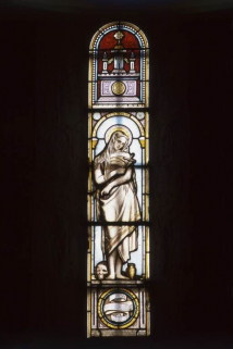 Première travée du bas-côté gauche, baie 9 : Sainte Marie Madeleine. © Région Bourgogne-Franche-Comté, Inventaire du patrimoine