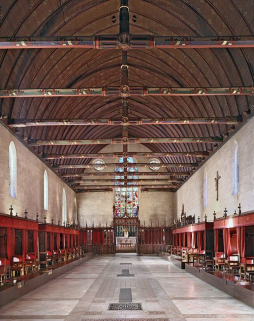 Grande chambre des Pauvres : vue axiale depuis l'entrée. © Région Bourgogne-Franche-Comté, Inventaire du patrimoine