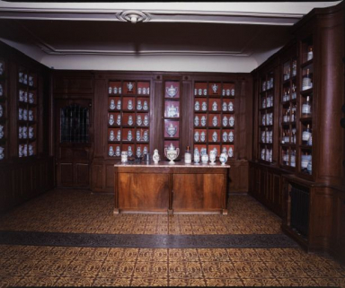 Pharmacie, vue d'ensemble. © Région Bourgogne-Franche-Comté, Inventaire du patrimoine