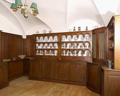 Apothicairerie : façade droite et angle droit. © Région Bourgogne-Franche-Comté, Inventaire du patrimoine