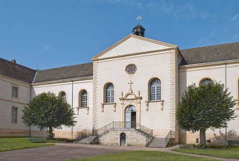 Façade antérieure du bâtiment principal. © Région Bourgogne-Franche-Comté, Inventaire du patrimoine