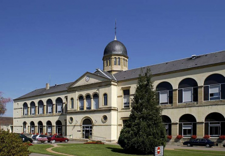 Façade antérieure, vue d'ensemble de la partie gauche. © Région Bourgogne-Franche-Comté, Inventaire du patrimoine