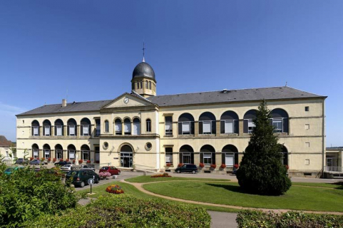 Vue générale de la façade antérieure. © Région Bourgogne-Franche-Comté, Inventaire du patrimoine