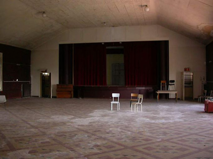 Vue intérieure de la salle des fêtes. © Région Bourgogne-Franche-Comté, Inventaire du patrimoine