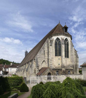 Vue d'ensemble du choeur et de la chapelle du revestiaire. © Région Bourgogne-Franche-Comté, Inventaire du patrimoine