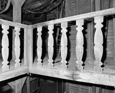 2e étage. Escalier, détail de la balustrade du palier. © Région Bourgogne-Franche-Comté, Inventaire du patrimoine