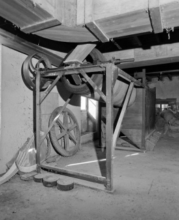 2e étage. Trieur à blé, détail. © Région Bourgogne-Franche-Comté, Inventaire du patrimoine