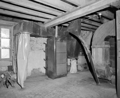 2e étage. Trieur à blé, ensacheur. © Région Bourgogne-Franche-Comté, Inventaire du patrimoine