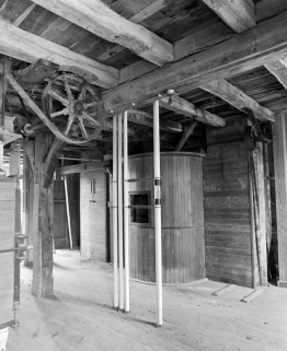 2e étage. Mélangeur. © Région Bourgogne-Franche-Comté, Inventaire du patrimoine