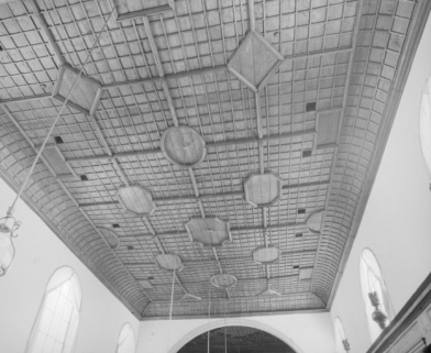 Salle des femmes, vue d'ensemble du plafond. © Région Bourgogne-Franche-Comté, Inventaire du patrimoine