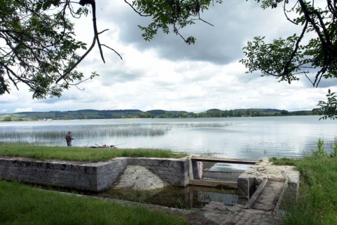 Rigole de prise d'eau de Thorey ; arrivée dans le réservoir. © Région Bourgogne-Franche-Comté, Inventaire du patrimoine Rigole de prise d'eau de Thorey ; arrivée dans le réservoir. © Région Bourgogne-Franche-Comté, Inventaire du patrimoine