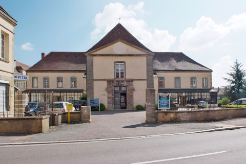 Vue d'ensemble depuis la rue. © Région Bourgogne-Franche-Comté, Inventaire du patrimoine