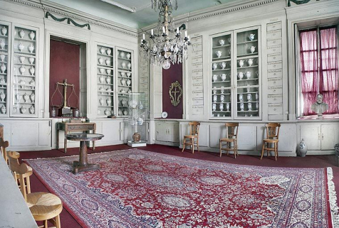 Pharmacie. © Région Bourgogne-Franche-Comté, Inventaire du patrimoine