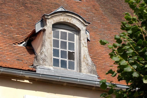 Lucarne de la façade antérieure. © Région Bourgogne-Franche-Comté, Inventaire du patrimoine