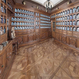 Pharmacie, réserve. © Région Bourgogne-Franche-Comté, Inventaire du patrimoine