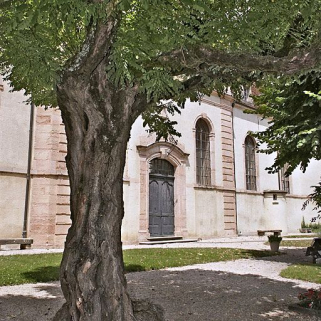 Façade de la salle des femmes. © Région Bourgogne-Franche-Comté, Inventaire du patrimoine