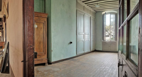 Couloir de l'étage de l'aile ouest. © Région Bourgogne-Franche-Comté, Inventaire du patrimoine