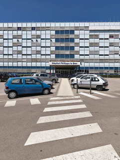 Bâtiment principal, partie centrale de la façade. © Région Bourgogne-Franche-Comté, Inventaire du patrimoine