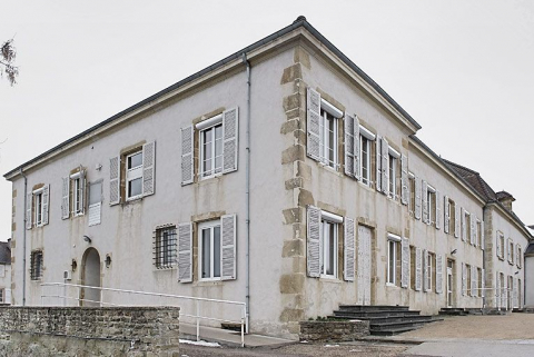 Bâtiment donnant sur la rue de la Gare, corps gauche. © Région Bourgogne-Franche-Comté, Inventaire du patrimoine