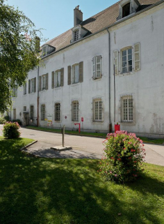 Bâtiment en L, élévation est. © Région Bourgogne-Franche-Comté, Inventaire du patrimoine