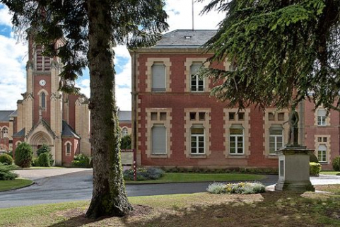 Chapelle et pavillon de l'aile droite. © Région Bourgogne-Franche-Comté, Inventaire du patrimoine Chapelle et pavillon de l'aile droite. © Région Bourgogne-Franche-Comté, Inventaire du patrimoine
