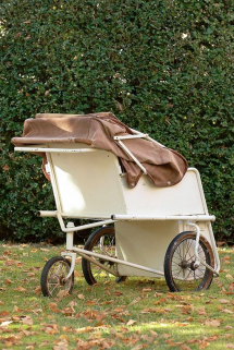 Vue de dos. © Région Bourgogne-Franche-Comté, Inventaire du patrimoine